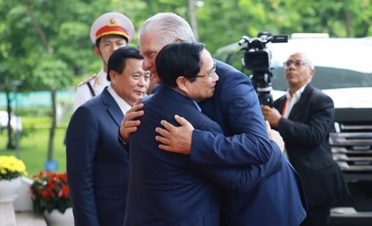 Vietnam always treasures special friendship with Cuba: PM
